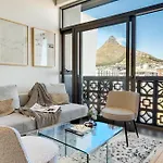 6Onn Sea Point