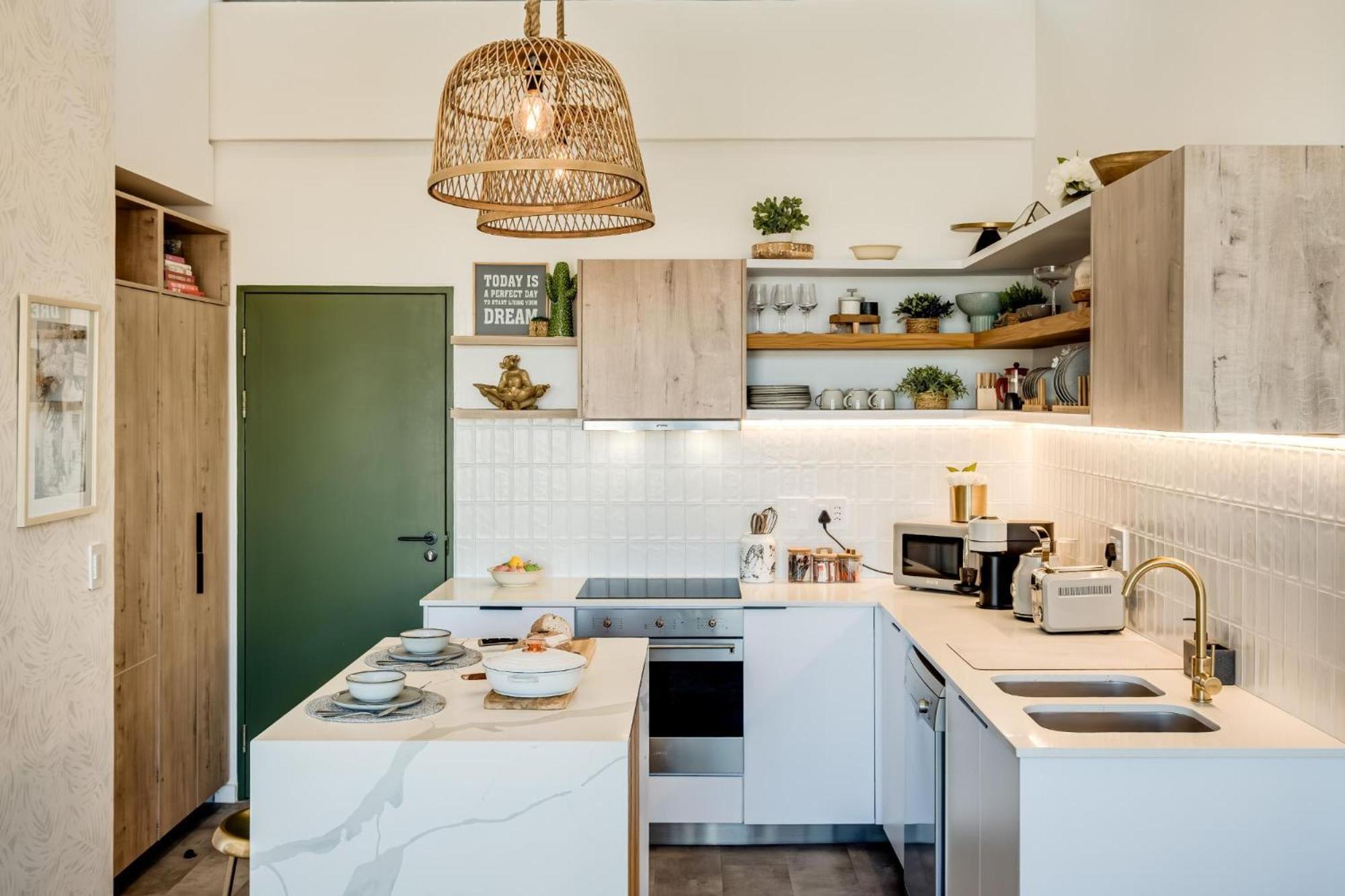 Apartment 6onn Sea Point Cape Town